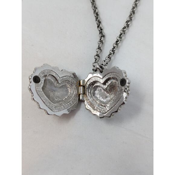 Swarovski Silver Tone Heart Locket Pendant Necklace Swarovski Photo Holder Gift - Picture 4 of 6